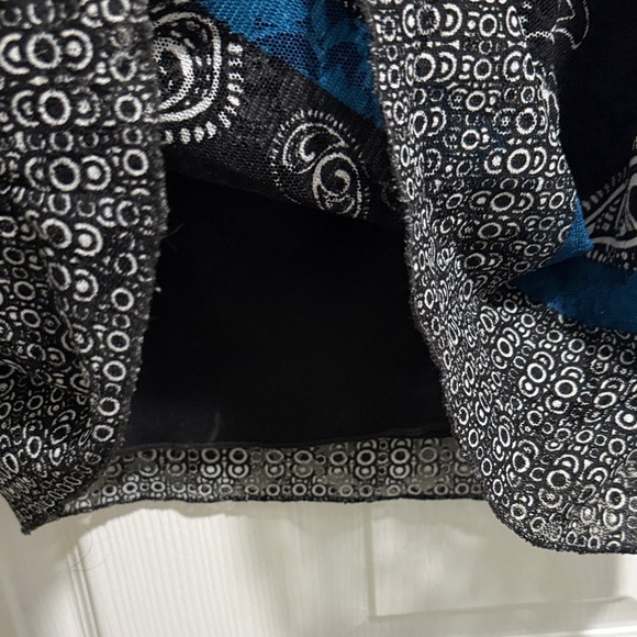 Elegant Black and Blue Paisley Women's Blouse - Picture 3 of 6